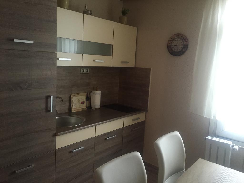 Belvarosi Deluxe Apartman Baja Exterior photo